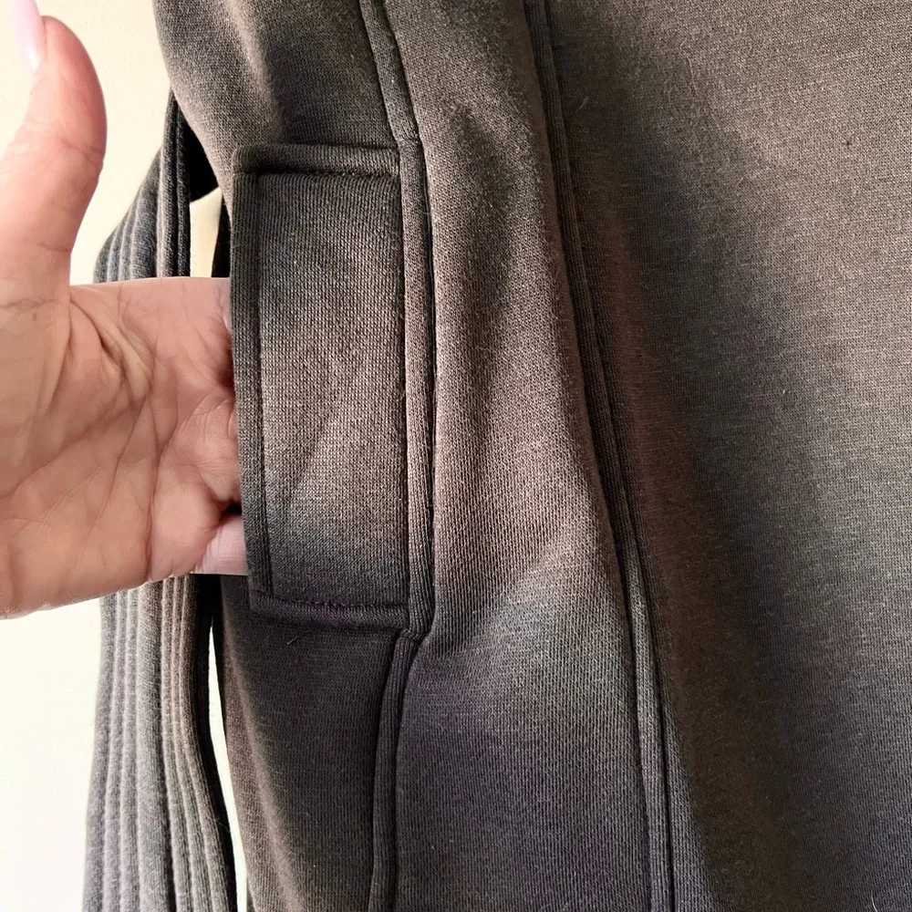 Cozy Deep Gray Short Sleeve Belted Coat - Picture 6 of 12